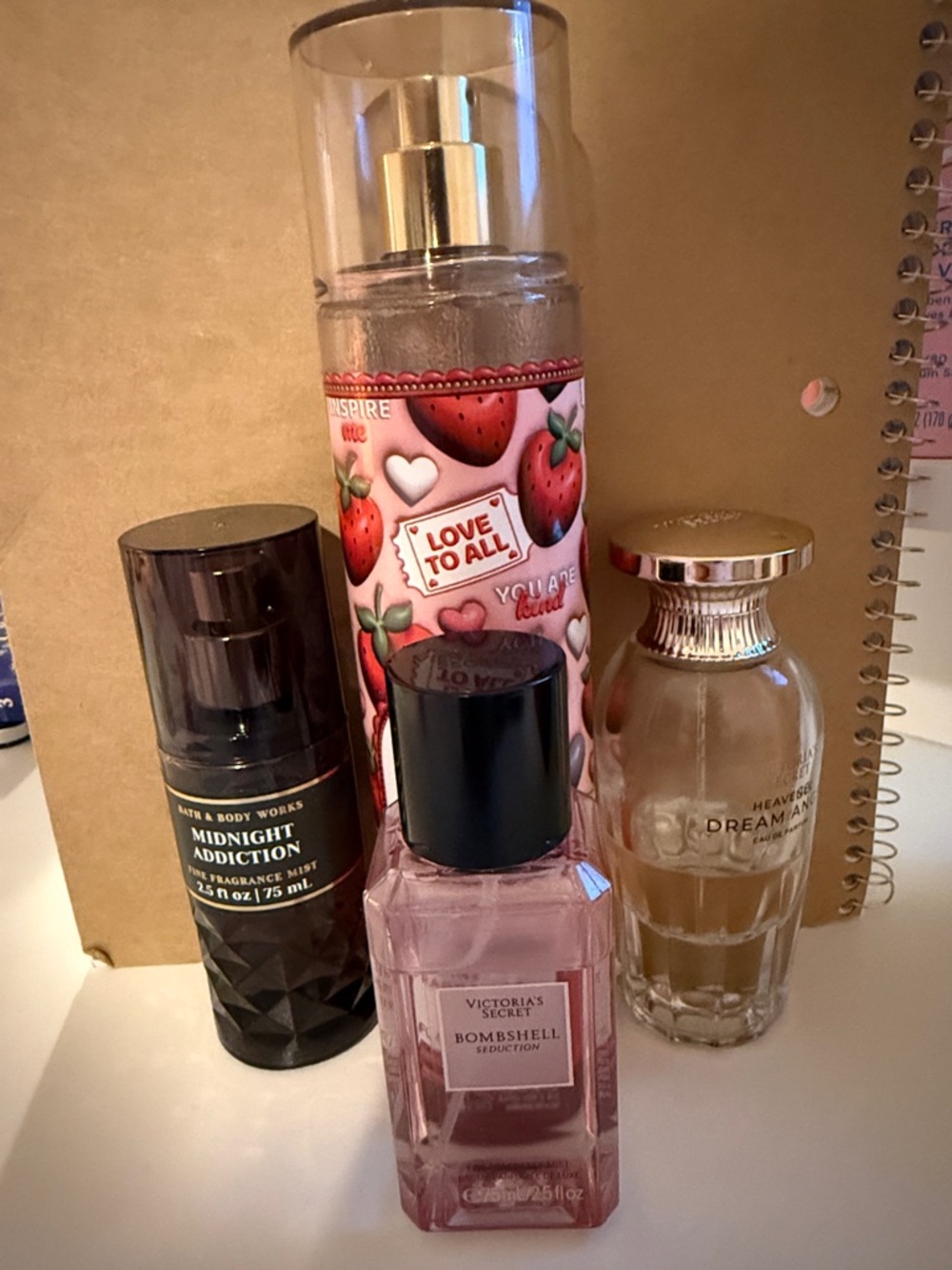 Bath & Body Works / Victoria secret body mist bundle